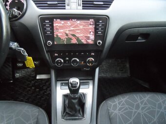 Škoda Octavia 2.0 TDI 110KW,1.Majitel,Navi Edice-Clever - 16