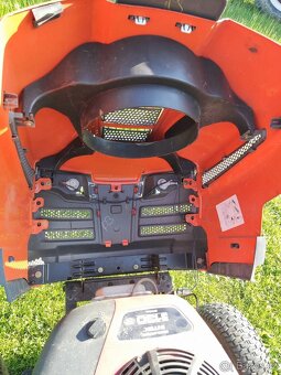 Zahradní Traktor Husqvarna - 16