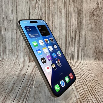 iPhone 15 Pro Max 256GB, nature Titan, eSIM (rok záruka) - 16