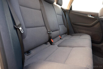 Audi A3 sportback 1,6MPI 75kw, serviska, výhřevy - 16