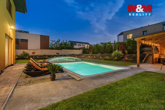 Prodej rodinného domu v obci Veleň, ul. U Skalky - 16