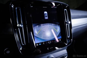 Volvo XC40 B3 Plus Bright 2023, len 25 000 km, HK hudba, DPH - 16