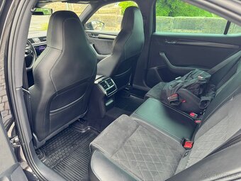 Škoda Superb 3 2.0 TDI 2023/11 DSG Sportline 1.maj. - 16