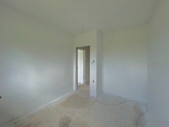 Prodej nízkoenergetického zděného rodinného domu 4+kk - 91m² - 16