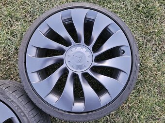 20" letní kola Überturbine Tesla model 3 - 16