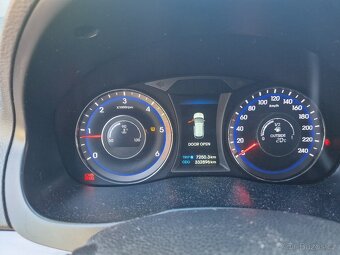 Prodám Hyundai i40 1,7 crdi 100kw - 16