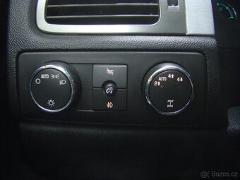 Chevrolet Avalanche 5.3i V8 4x4 - 16