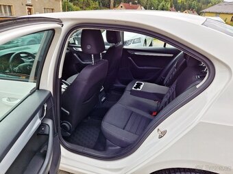 ŠKODA Octavia Limousien, 1.6 TDi, r.v. 2018, plnýs servis - 16
