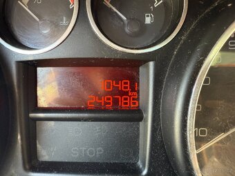 Peugeot 308, 1.6HDI, 68kw Man. Nová STK - 16