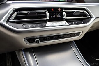 BMW X5 3.0 xDrive 30d AT/8 M packet odp. DPH - 16