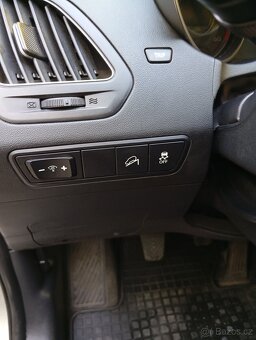 Hyundai ix 35,rok 2011,nový v Čr,1.7crdi,1.maj,126.890km - 16