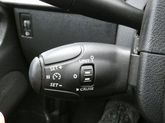 Peugeot 207 1.6 HDI SW panorama digi.klima - 16