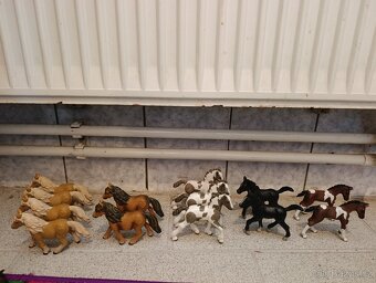 Schleich výprodej -30% 2/3 - 16