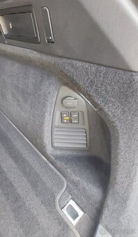Volkswagen Touareg V6 3.0 TDI - 16