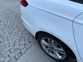 Ford Mondeo - 16