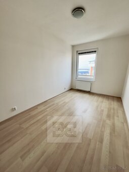 Pronájem bytu 2+kk 45 m2 - ulice Sazovická, ev.č. N08085 - 16