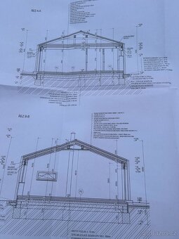 Hledám zedníky - 16