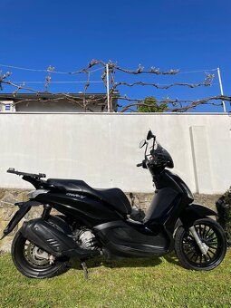 Piaggio Beverly 300 - 16