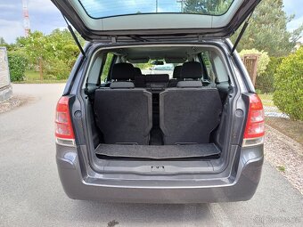 Benzínová Opel Zafira 1.8...7místné - 16