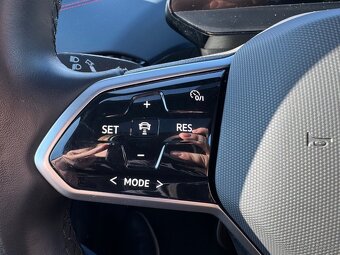 Volkswagen ID.4 GTX 82kWh 360kamera 55t km - 16