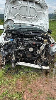 Audi q7 3.0 TDi 180kW CRCA NAC LC9A - 16
