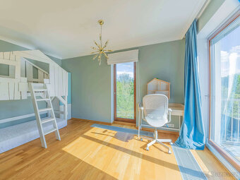 Exkluzivní vila 5+1, 348 m², bazén, sauna, pozemek 996 m², S - 16