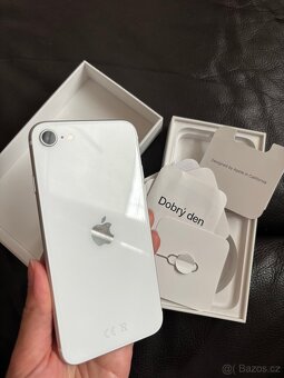 iPhone SE 64GB 2020 - 16