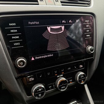 ŠKODA OCTAVIA STYLE 3 1.4TSI benzin facelift Kombi tažné - 16