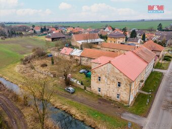Prodej rodinného domu, pozemek 882 m², Kmetiněves - 16