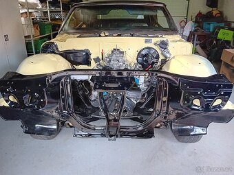PONTIAC Parisienne 2+2 - 16