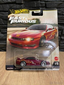 Hot Wheels elite 64 + premium - 16