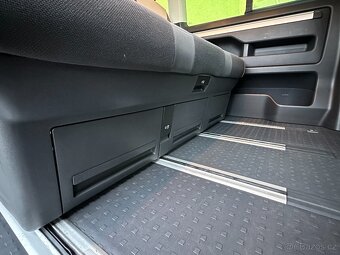 Volkswagen MULTIVAN  2.0TDI 103kW  7.Míst r.v.2009 - 16