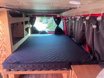 VW T5.1 Long s vestavbou - 16