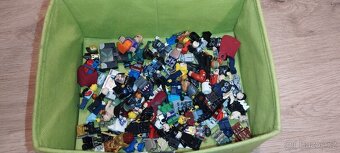LEGO + figurky + návody + 5 kg kostek / Batman, Star Wars, C - 16