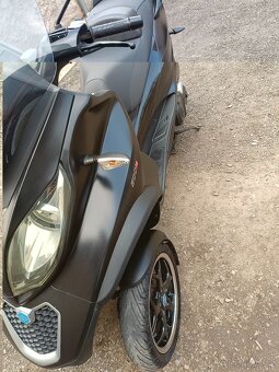 Piaggio mp3 500 ABS,ASR cz doklady v ceně černá 3 - 16