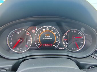 Opel Insignia 2.0 CDTi, 125kW, manuál - 16