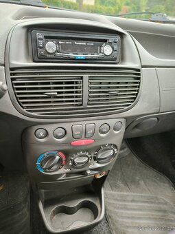 FIAT PUNTO 1.2 8V 44kw, r.v. 2008, 1. MAJITEL, DOBRÝ STAV - 16
