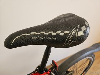 Trekové kolo Patar, rám hliník 17 (43 cm), jeté ženou - 16