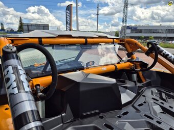 CAN-AM Maverick X3 X RC Turbo - 16
