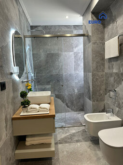 Prodej, byt 2+kk, 90 m2, Durrës-Plazh, Albánie - 16