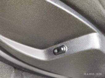 FORD SMAX 2.0CDTI 103KW, 2010, NOVÁ STK, 7 MÍST - 16