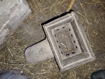 Věci za stodoly - 16