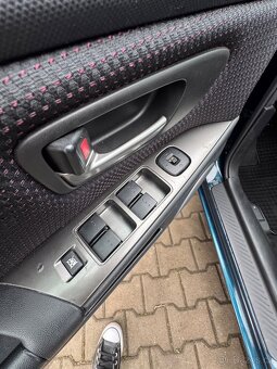 MAZDA 3. 1,6 16V 95.000 KM - Krásný stav - 16