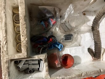 Vysílačky tesla - 16