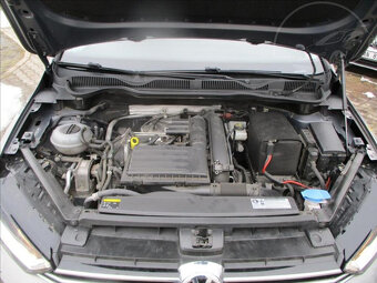 Volkswagen Golf Sportsvan 1,4 TSI NAVI,DSG,TAŽNÉ ZAŘÍZENÍ - 16