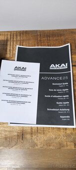 AKAI ADVANCE 25 - 16