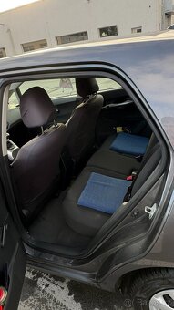 Toyota auris 1.33 vvti, 09/2010 - 16