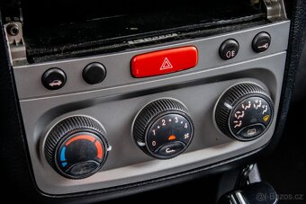 Alfa Romeo 147 1.6 T.S. Progression - 16