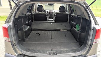 Kia Sorento II plná výbava - 16