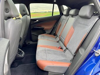 Volkswagen ID.4,82kWh,1ST MAX,Masáže,Tažné,s DPH 599 000,- - 16